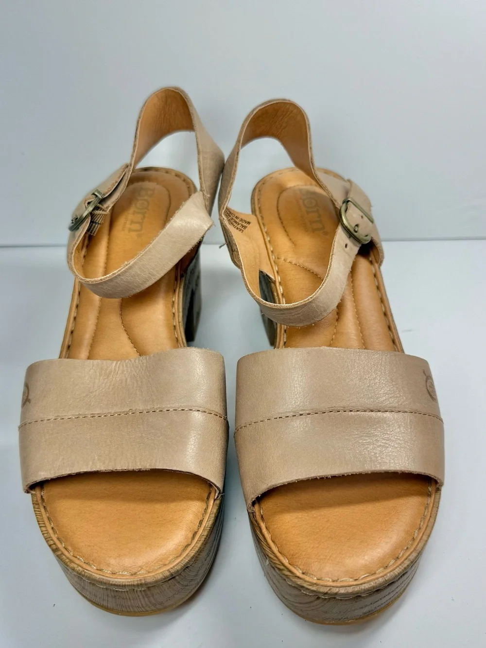 Born Beige Leather Platform Sandals with Wood-Look Wedge Women’s Size 7M